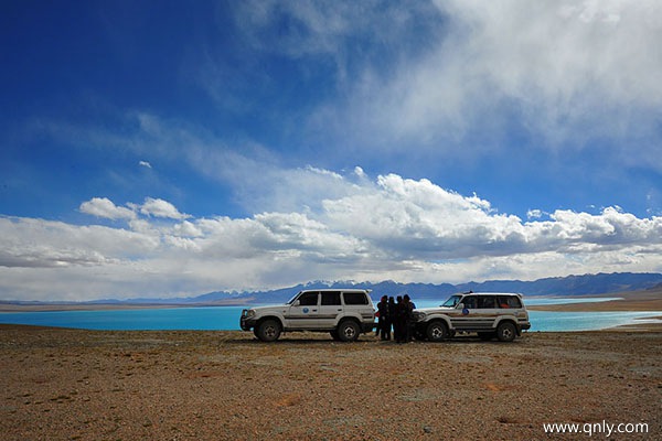 阿里包車(chē)旅游