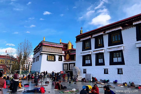 上海到西藏大概旅游花費