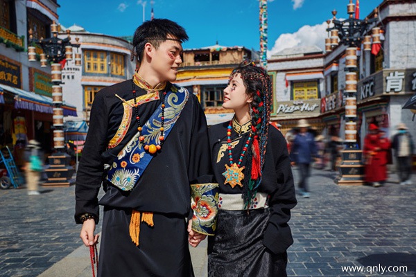 情侶去西藏旅游費(fèi)用是多少