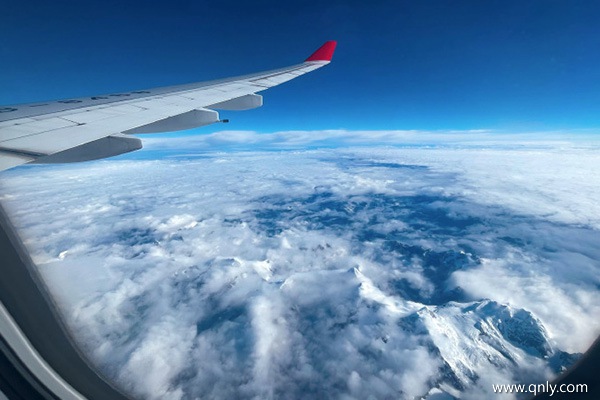 坐飛機去西藏旅游費用多少錢
