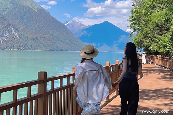 去珠峰旅游需要多少錢