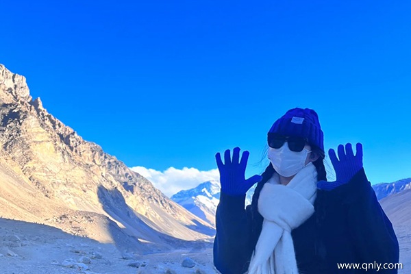 兩人去珠峰旅游需要多少錢