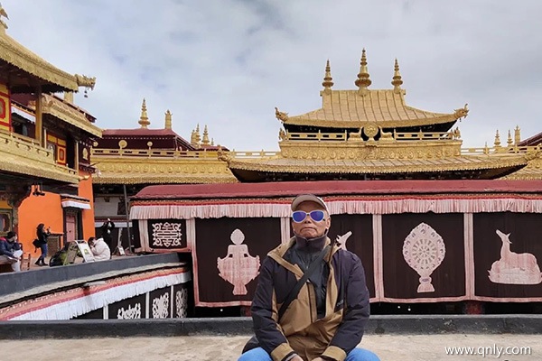 帶爸媽跟團去西藏旅游玩一趟要準備多少錢