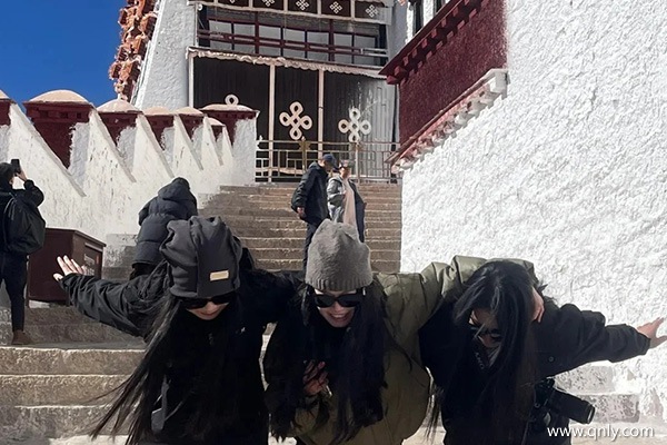四個(gè)人5月去西藏適合嗎